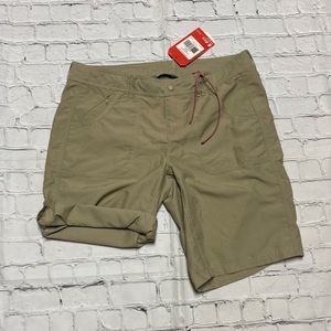 NWT The North Face Shorts Adjustable length